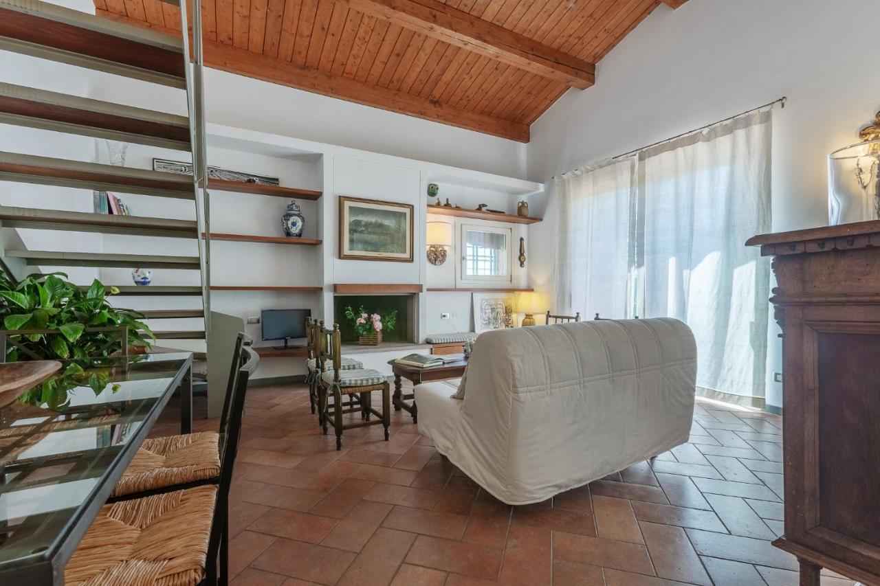 Francolino Duplex Charming La Farnia Villa Exterior photo